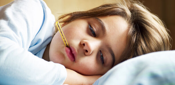 Bild zu Fieber im Kindesalter - Antipyretika oft nicht notwendig